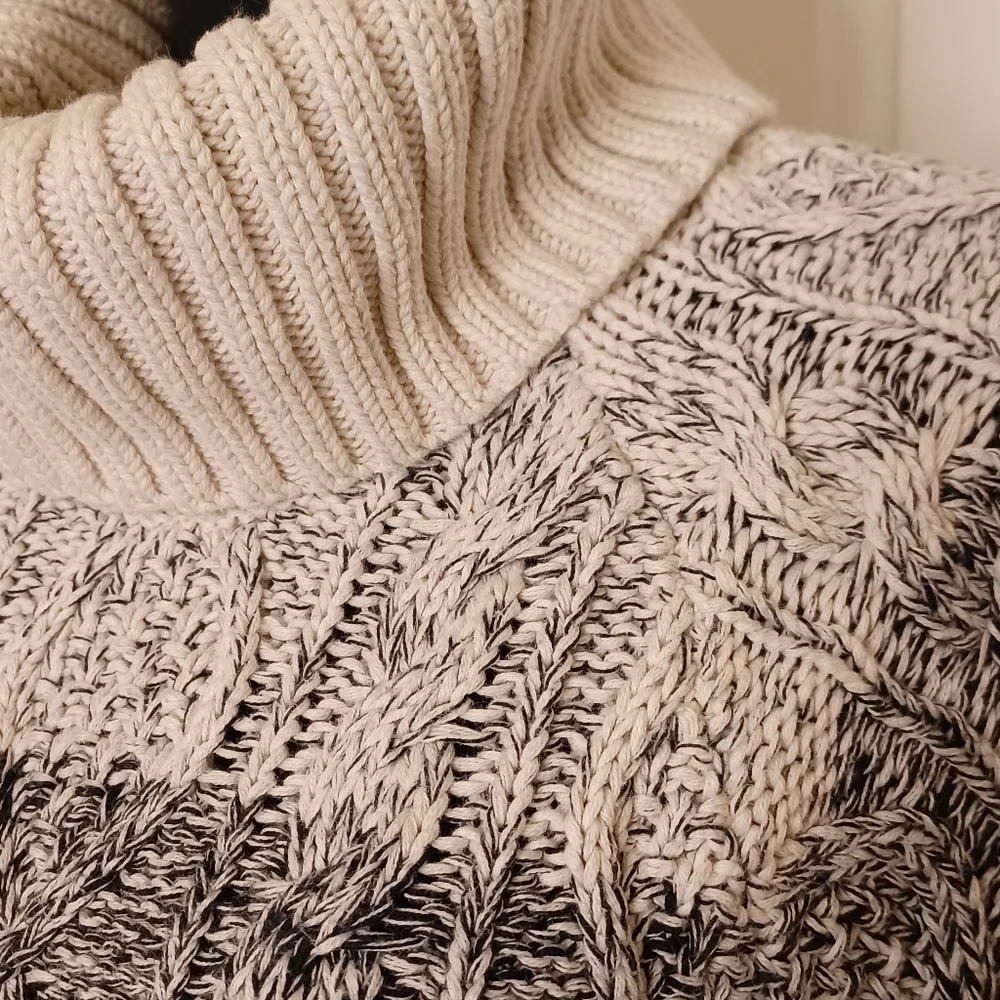 Alice + Olivia Florence Marled Crop Turtleneck Sweater Size Small Oversized_4